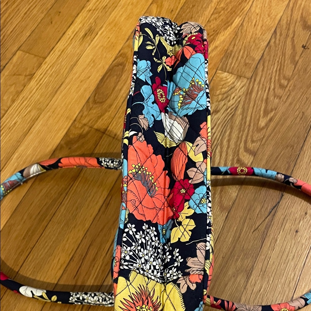 NWT Vera Bradley Floral Quilted Women's Frame Bag - Picture 10 of 11